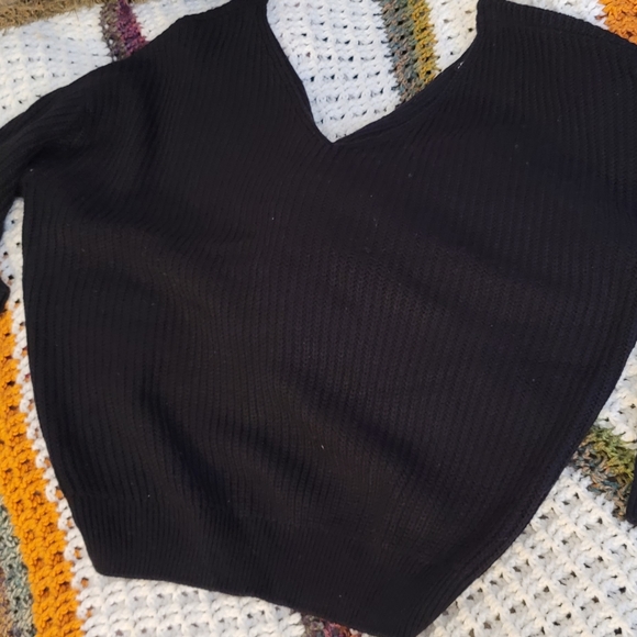 Fashion Nova Black Oversized Twist Sweater - Picture 7 of 8